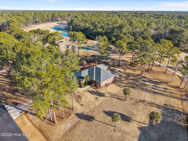 $500,000 | 303 Seascape Drive, Sneads Ferry, NC 28460