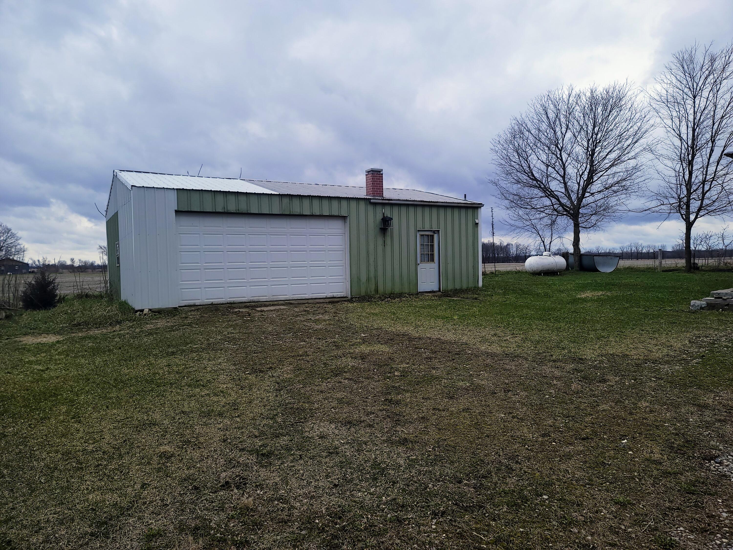 950 Block Branch County. Road Bronson, MI 49028 - Photo 12 of 15 20220407_104329