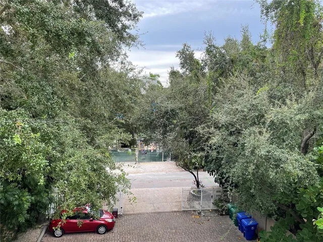 $3,900 | 2845 Coconut Avenue, Unit 1, Coconut Grove, FL 33133