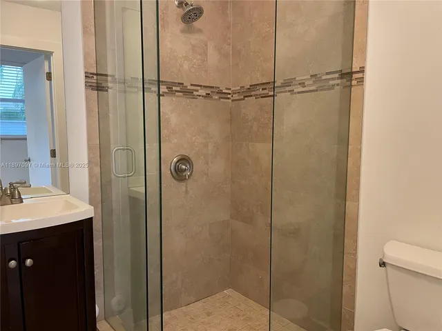 $3,900 | 2845 Coconut Avenue, Unit 1, Coconut Grove, FL 33133