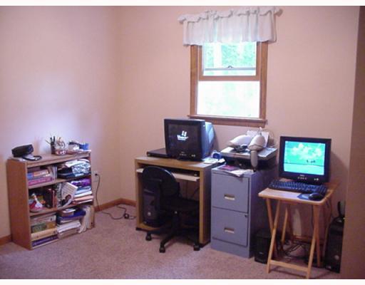 3926 Shepard Road Gibsonia, PA 15044 - Photo 12 of 14 Studio/Study/Office. Fifth bedroom used as office