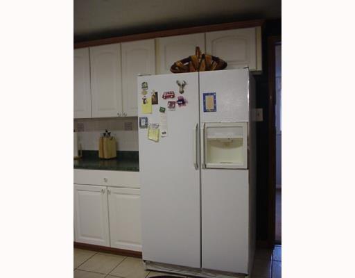 3926 Shepard Road Gibsonia, PA 15044 - Photo 10 of 14 Kitchen. Kitchen refrigerator stays with home.