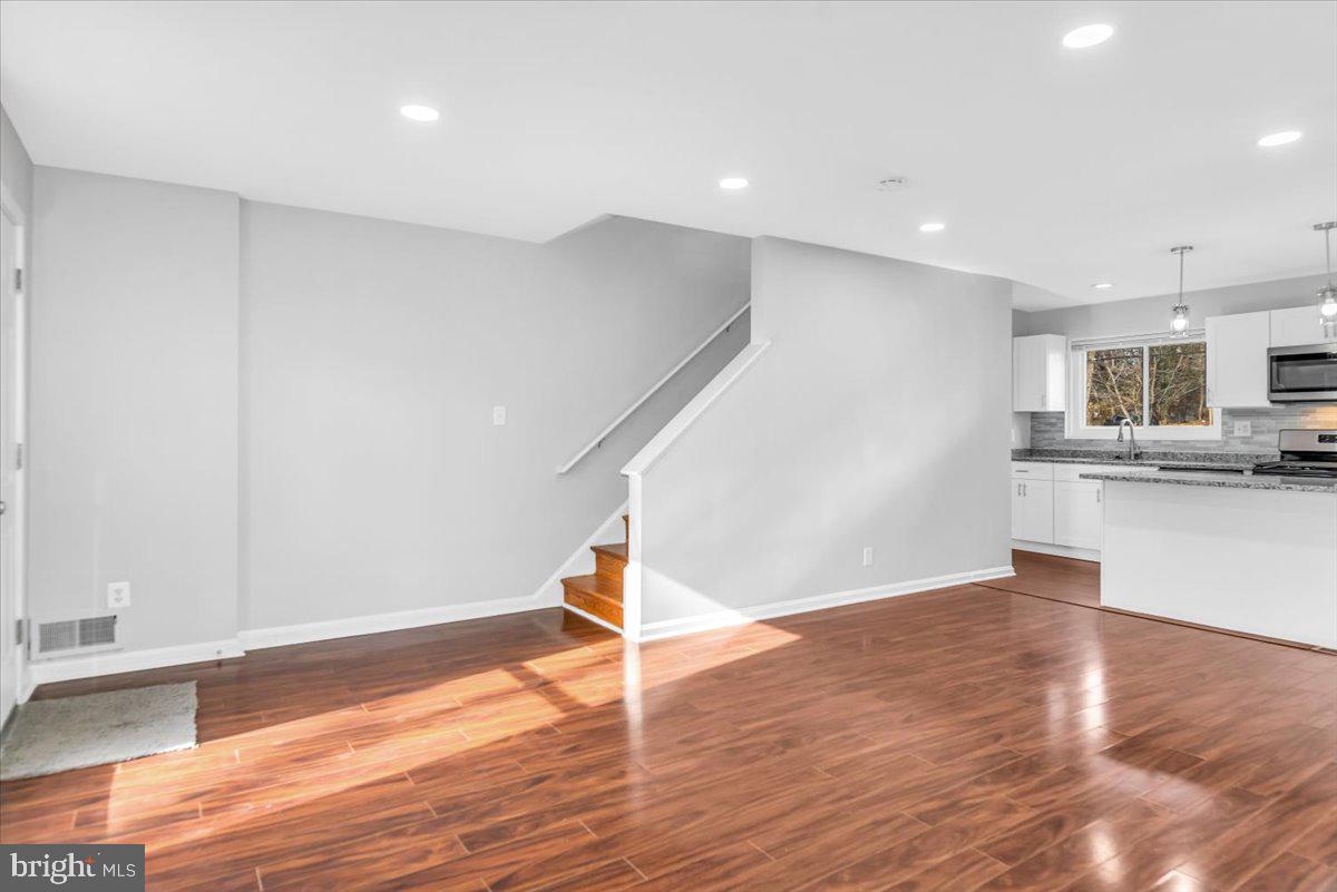 925 Owens Road Oxon Hill, MD 20745 - Photo 12 of 23 Gallery Image 12