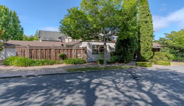 $2,750,000 | 1501 Vancouver Avenue, Burlingame, CA 94010