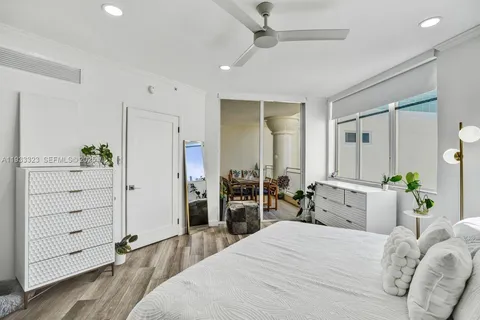 $990,000 | 1 Century Lane, Unit 510, Miami Beach, FL 33139