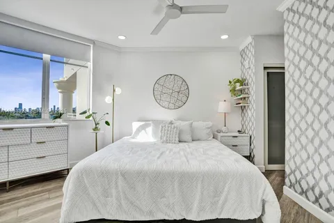 $990,000 | 1 Century Lane, Unit 510, Miami Beach, FL 33139