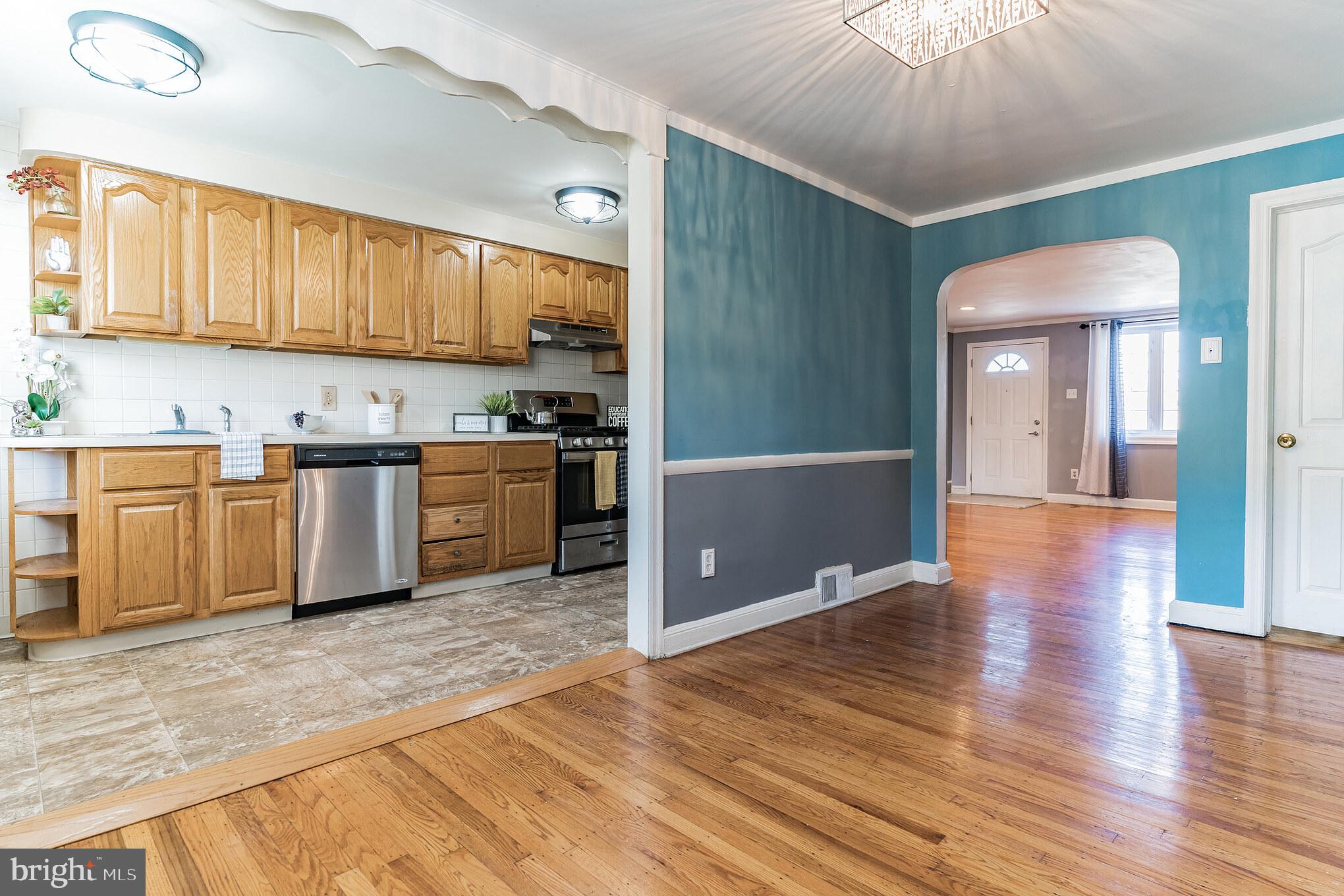 7506 Sherwood Road Philadelphia, PA 19151 - Photo 9 of 30 Gallery Image 9