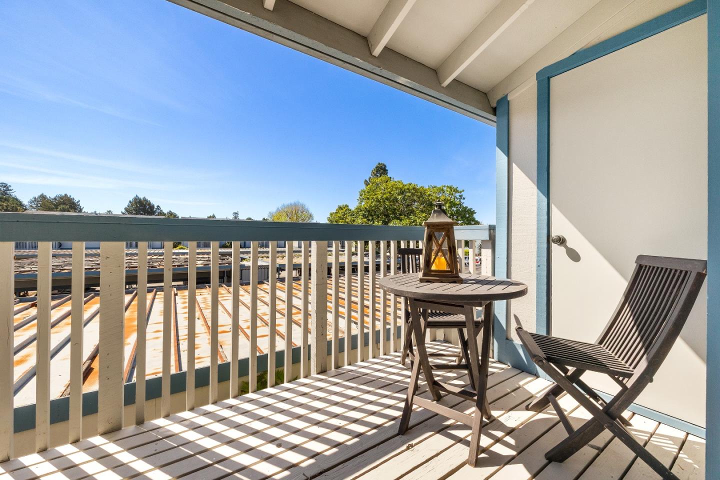 1925 46th Avenue, Unit 148 Capitola, CA 95010 - Photo 29 of 42 a view of a balcony with chairs