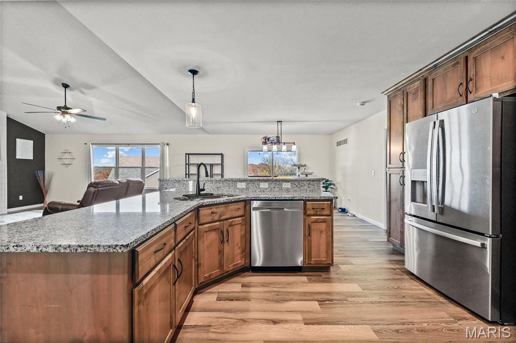 1863 Sunset Ridge Festus, MO 63028 - Photo 16 of 70