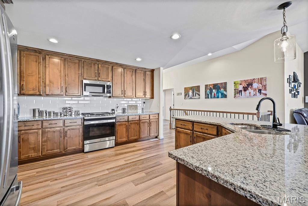 1863 Sunset Ridge Festus, MO 63028 - Photo 20 of 70