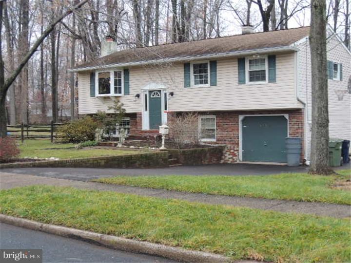 1526 Jill Road Willow Grove, PA 19090 - Photo 1 of 13 Gallery Image 1