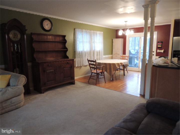 1526 Jill Road Willow Grove, PA 19090 - Photo 9 of 13 Gallery Image 9