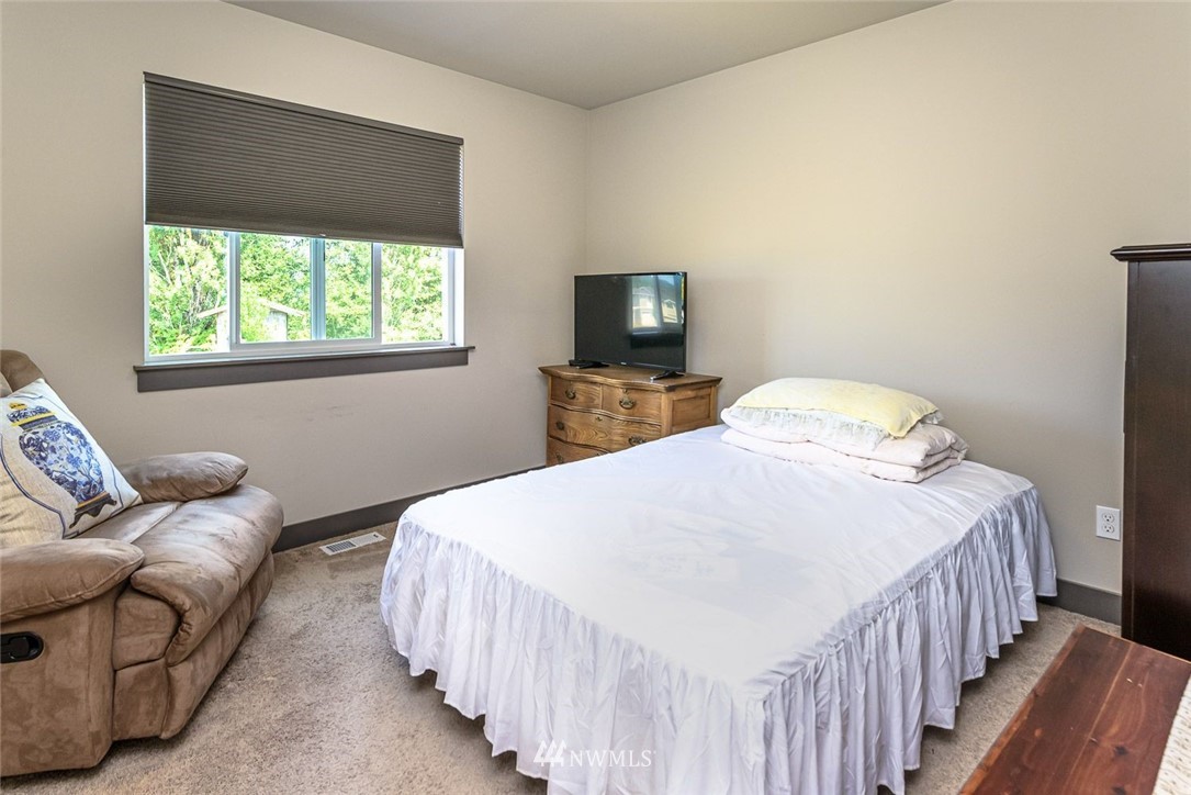 4017 147th Place Southeast, Unit 15 Bothell, WA 98012 - Photo 12 of 17 Gallery Image 12