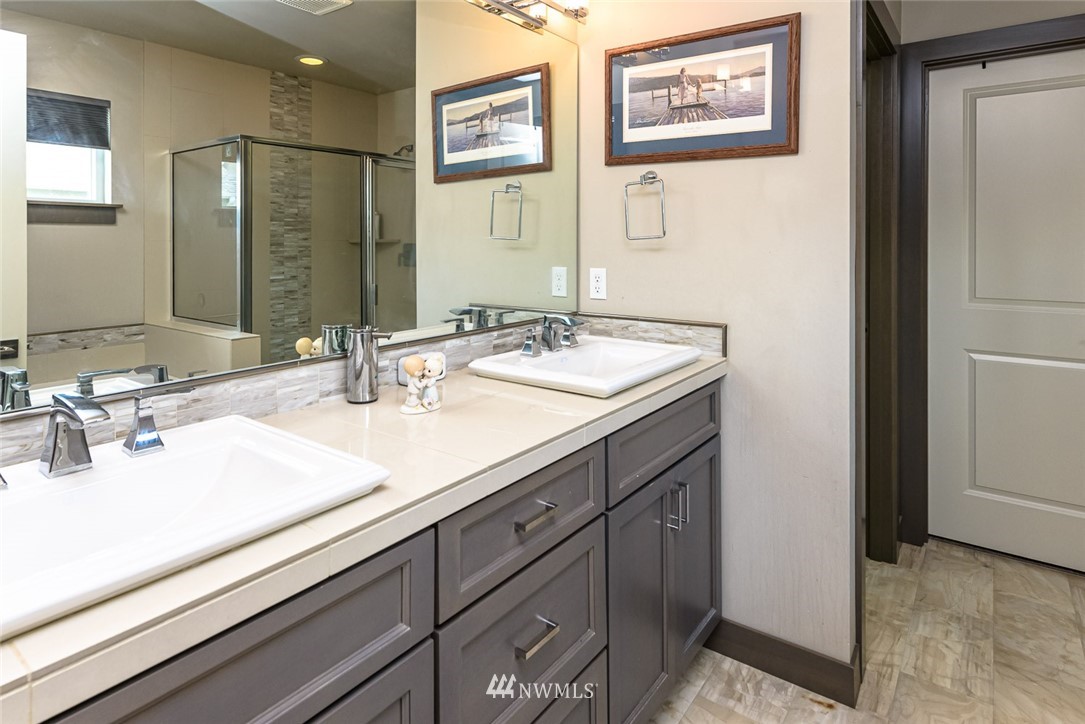 4017 147th Place Southeast, Unit 15 Bothell, WA 98012 - Photo 8 of 17 Gallery Image 8
