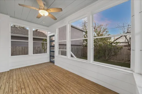 $875,000 | 910 Northwood Street, Houston, TX 77009