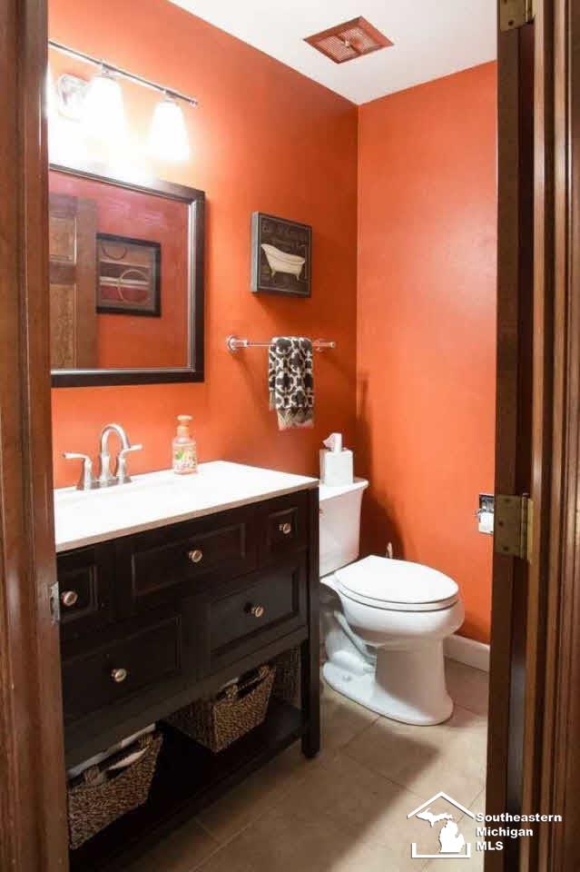7675 Jackman Road Temperance, MI 48182 - Photo 7 of 42 20458369-6.JPG