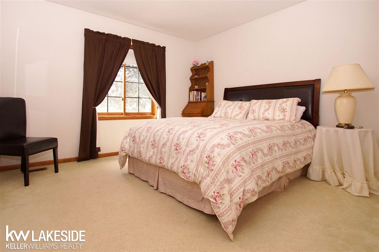 2190 Reagan Drive Rochester Hills, MI 48309 - Photo 23 of 31
