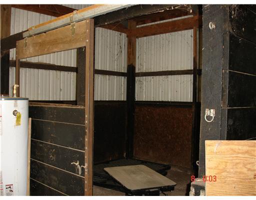 1058 Watt Road Apollo, PA 15613 - Photo 15 of 18 Stable/Barn.