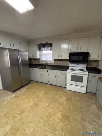 $2,300 | 11120 Beaver Bridge Road, Chesterfield, VA 23838