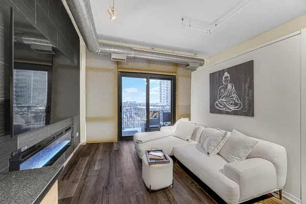 $185,500 | 212 East Cullerton Street, Unit 811, Chicago, IL 60616