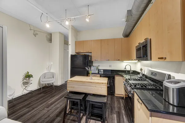 $185,500 | 212 East Cullerton Street, Unit 811, Chicago, IL 60616
