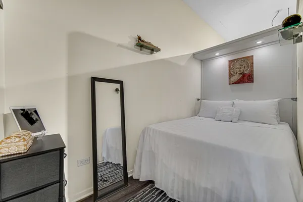 $185,500 | 212 East Cullerton Street, Unit 811, Chicago, IL 60616