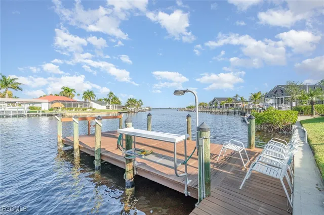 $3,200 | 1765 Cape Coral Parkway East, Unit 204, Cape Coral, FL 33904