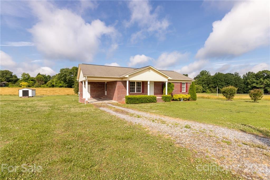 1238 Long Branch Road Grover, NC 28073 - Photo 1 of 13 Gallery Image 1