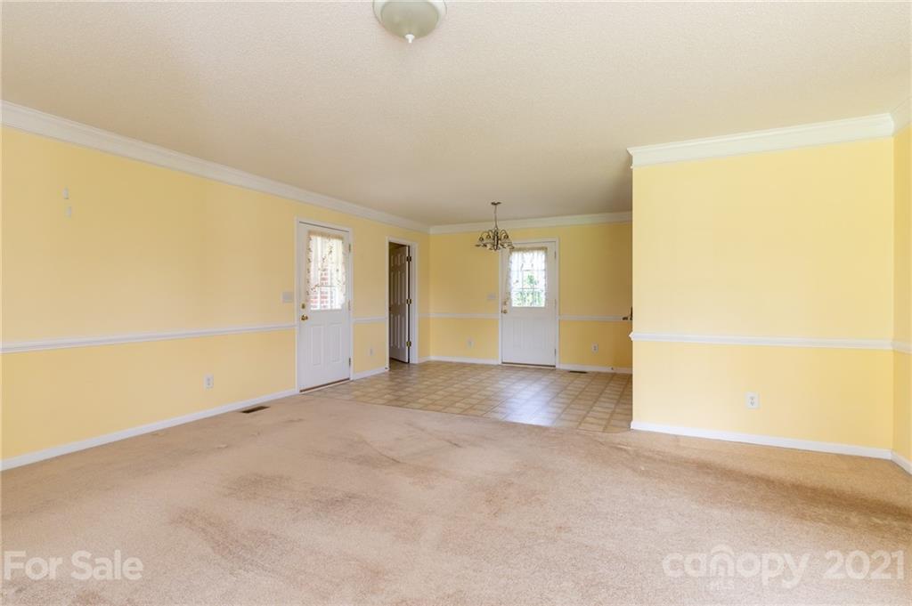1238 Long Branch Road Grover, NC 28073 - Photo 10 of 13 Gallery Image 10
