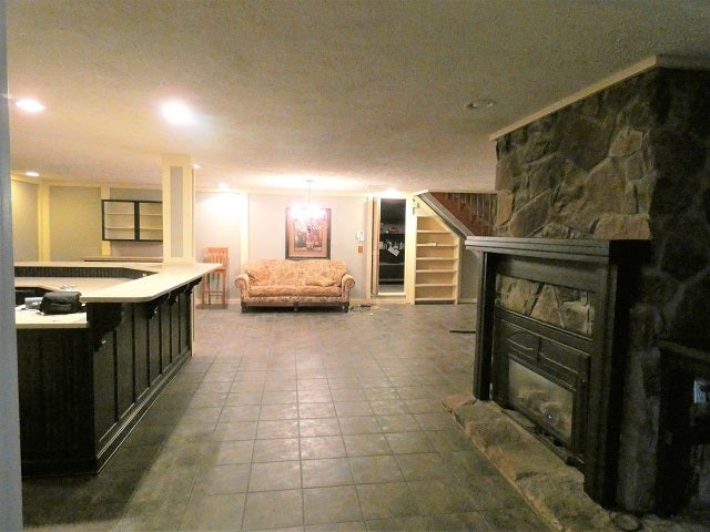 587 Holloway Road Russellville, KY 42276 - Photo 5 of 27 Gallery Image 5