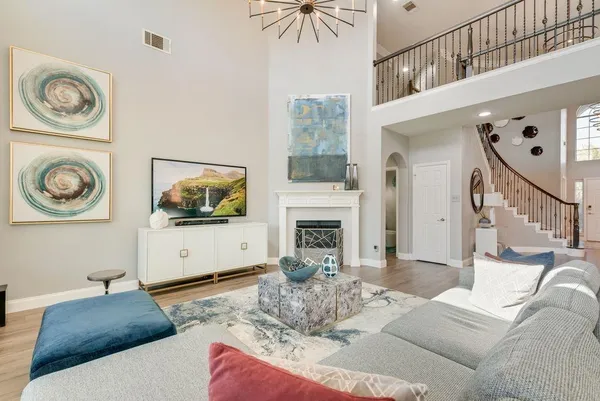 $600,000 | 2335 Clark Trail, Grand Prairie, TX 75052