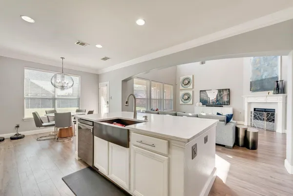 $600,000 | 2335 Clark Trail, Grand Prairie, TX 75052