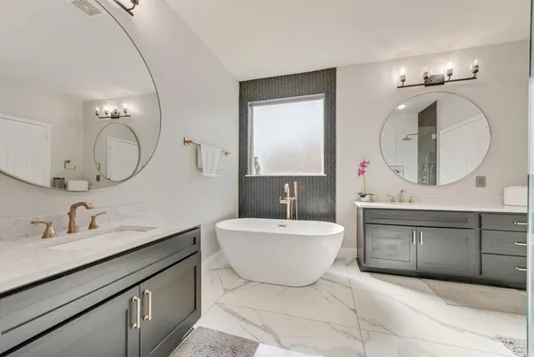 $600,000 | 2335 Clark Trail, Grand Prairie, TX 75052