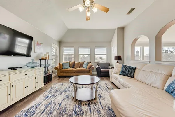 $600,000 | 2335 Clark Trail, Grand Prairie, TX 75052