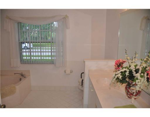 104 West Lee Road Delray Beach, FL 33445 - Photo 7 of 12 Additional Photo