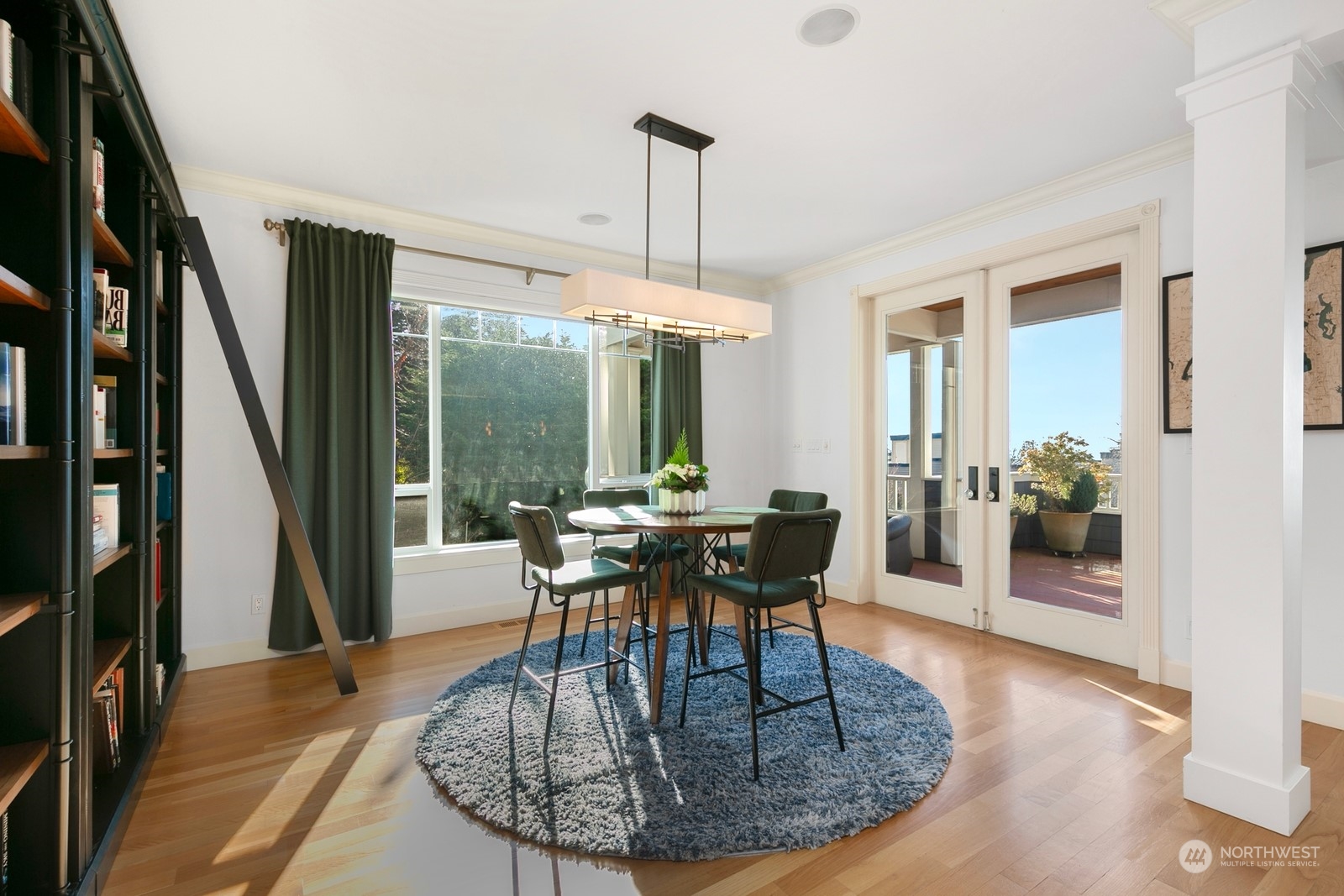 6926 Parshall Place Southwest Seattle, WA 98136 - Photo 11 of 40 Gallery Image 11