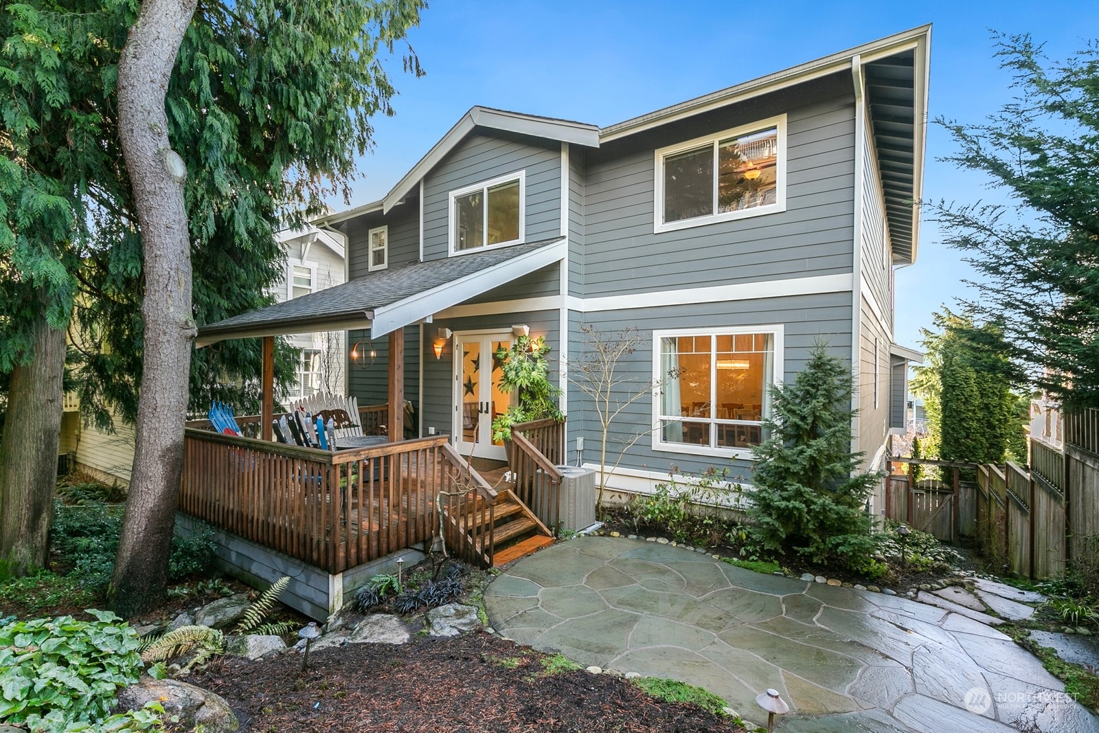6926 Parshall Place Southwest Seattle, WA 98136 - Photo 31 of 40 Gallery Image 31