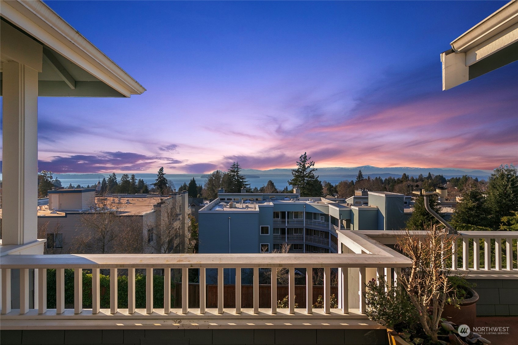 6926 Parshall Place Southwest Seattle, WA 98136 - Photo 37 of 40 Gallery Image 37