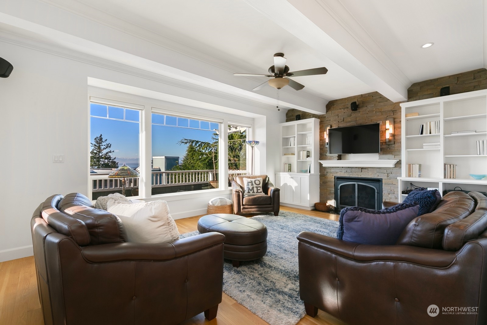 6926 Parshall Place Southwest Seattle, WA 98136 - Photo 9 of 40 Gallery Image 9
