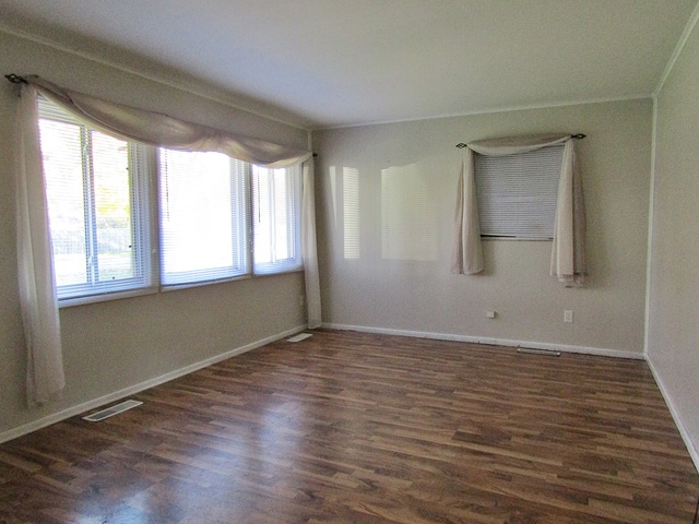 1208 Surrey Road Batavia, IL 60510 - Photo 2 of 14