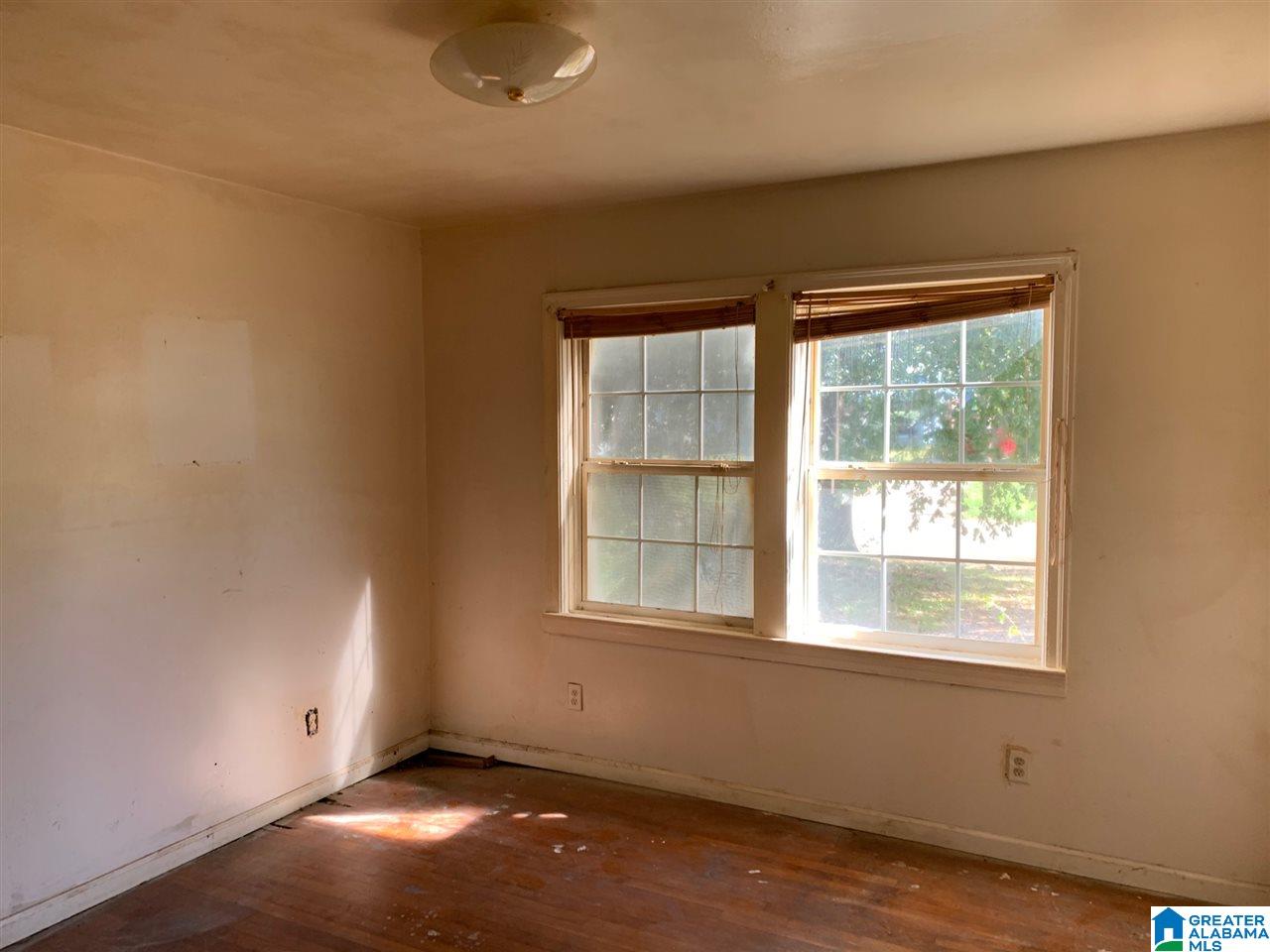 2120 48th Place Birmingham, AL 35208 - Photo 7 of 10