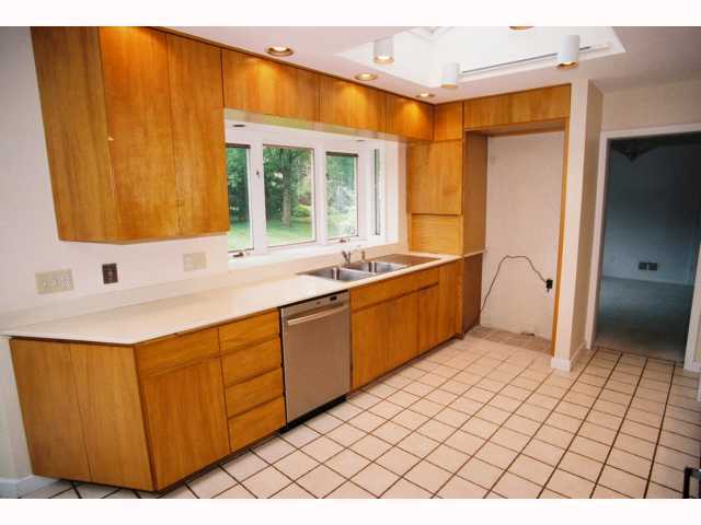 2642 Charing Road Columbus, OH 43221 - Photo 11 of 18