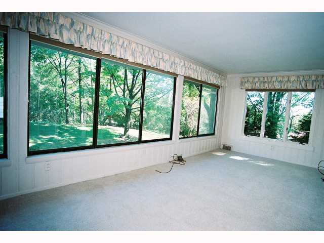 2642 Charing Road Columbus, OH 43221 - Photo 14 of 18
