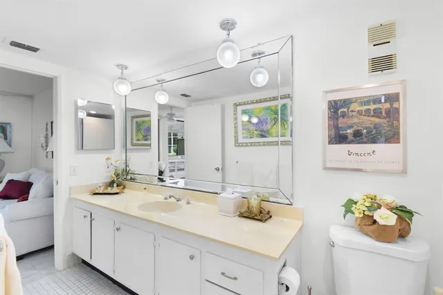 $2,500 | 3412 Northeast Causeway Boulevard, Unit 103, Jensen Beach, FL 34957