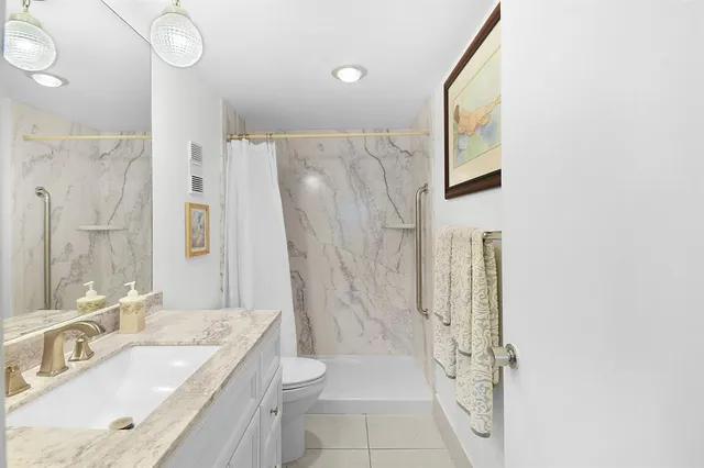 $2,500 | 3412 Northeast Causeway Boulevard, Unit 103, Jensen Beach, FL 34957