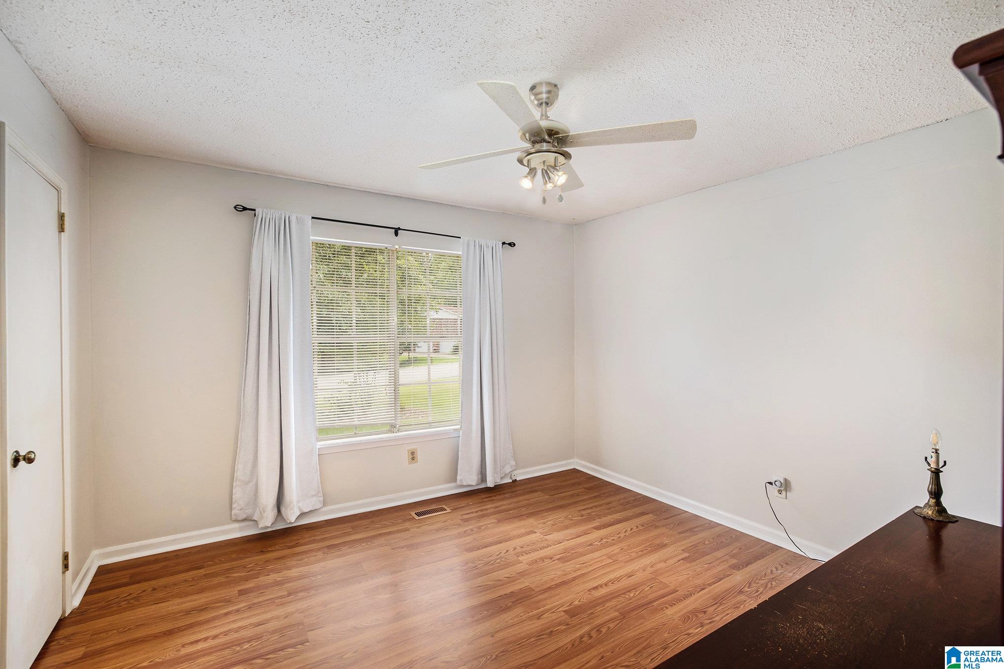 1421 Cross Path Drive Alabaster, AL 35007 - Photo 15 of 22