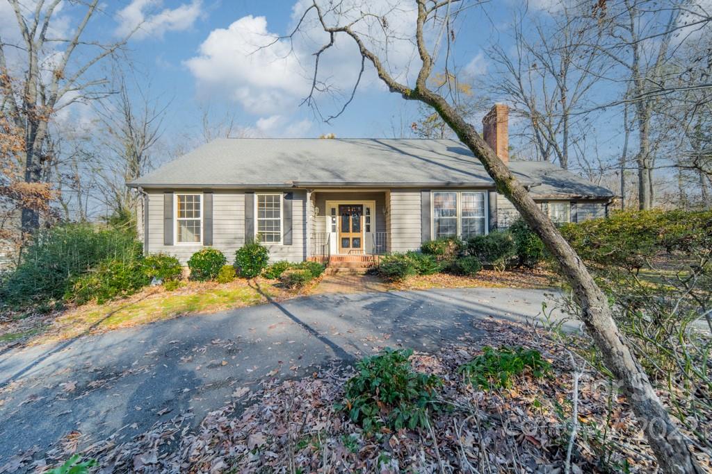 7318 Valleybrook Road Charlotte, NC 28270 - Photo 2 of 47 Gallery Image 2
