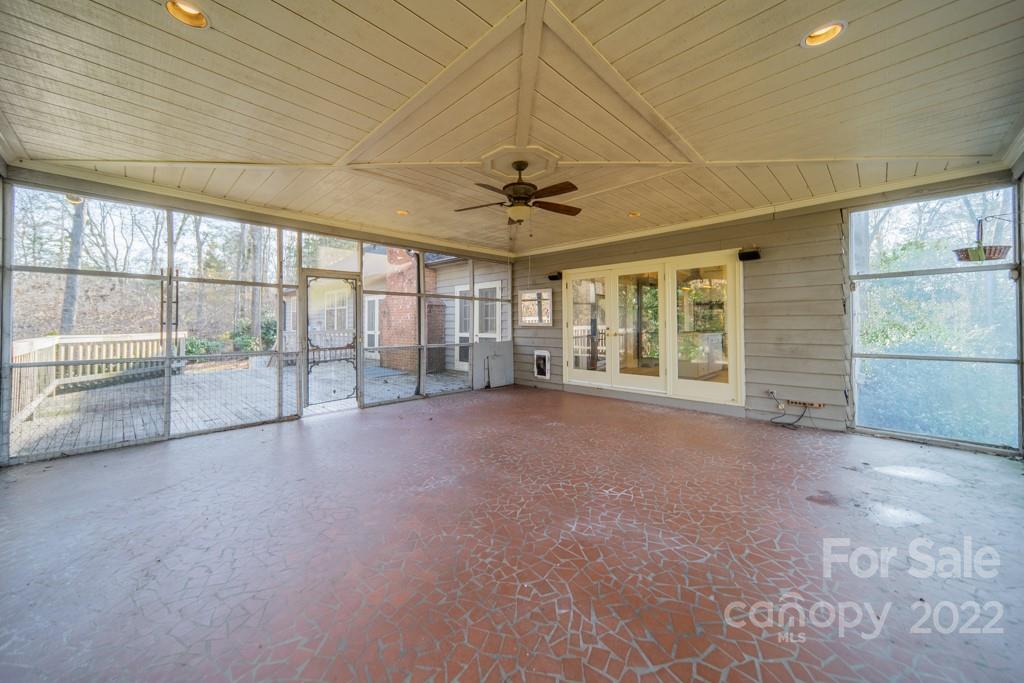 7318 Valleybrook Road Charlotte, NC 28270 - Photo 22 of 47 Gallery Image 22