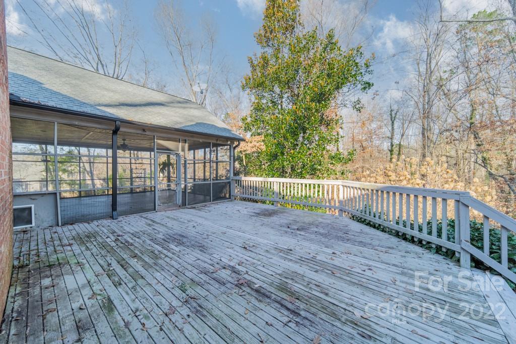 7318 Valleybrook Road Charlotte, NC 28270 - Photo 24 of 47 Gallery Image 24