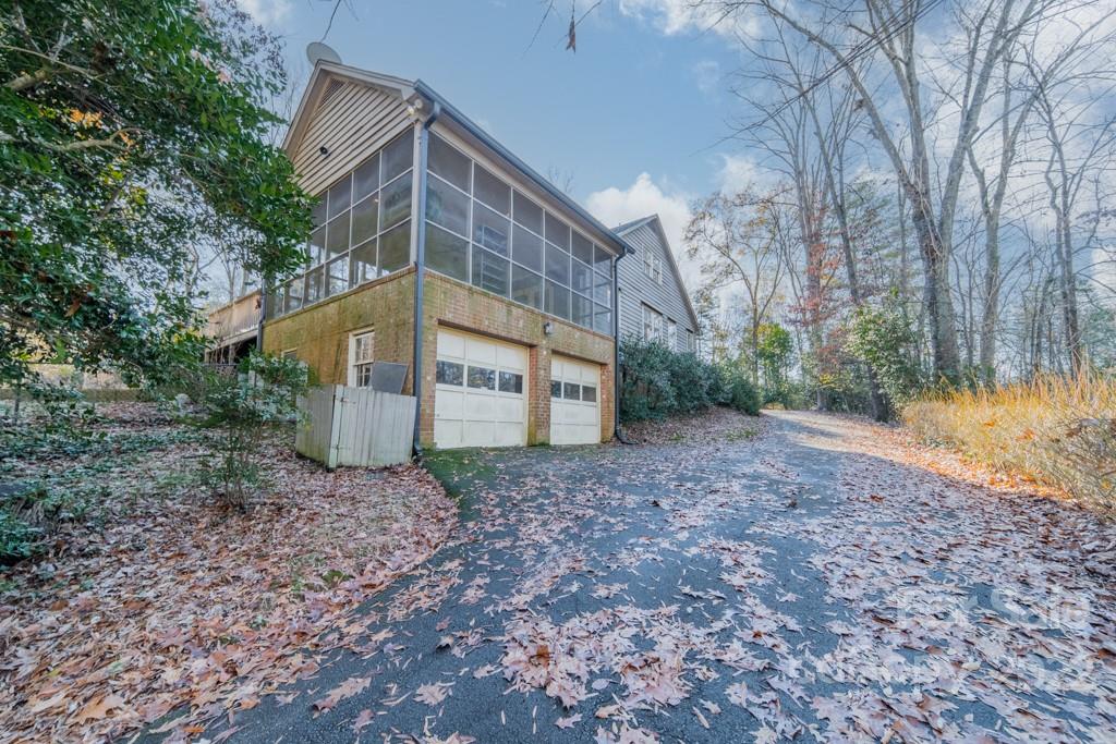 7318 Valleybrook Road Charlotte, NC 28270 - Photo 39 of 47 Gallery Image 39